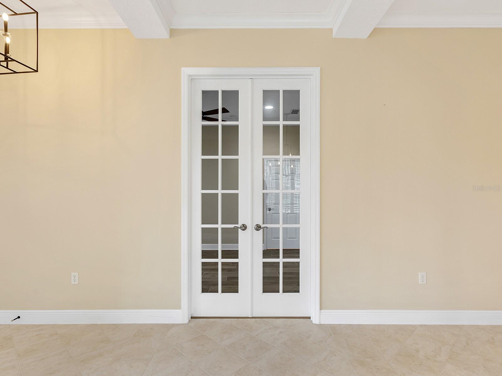 7210 Lake Forest Gln Property Photo 10