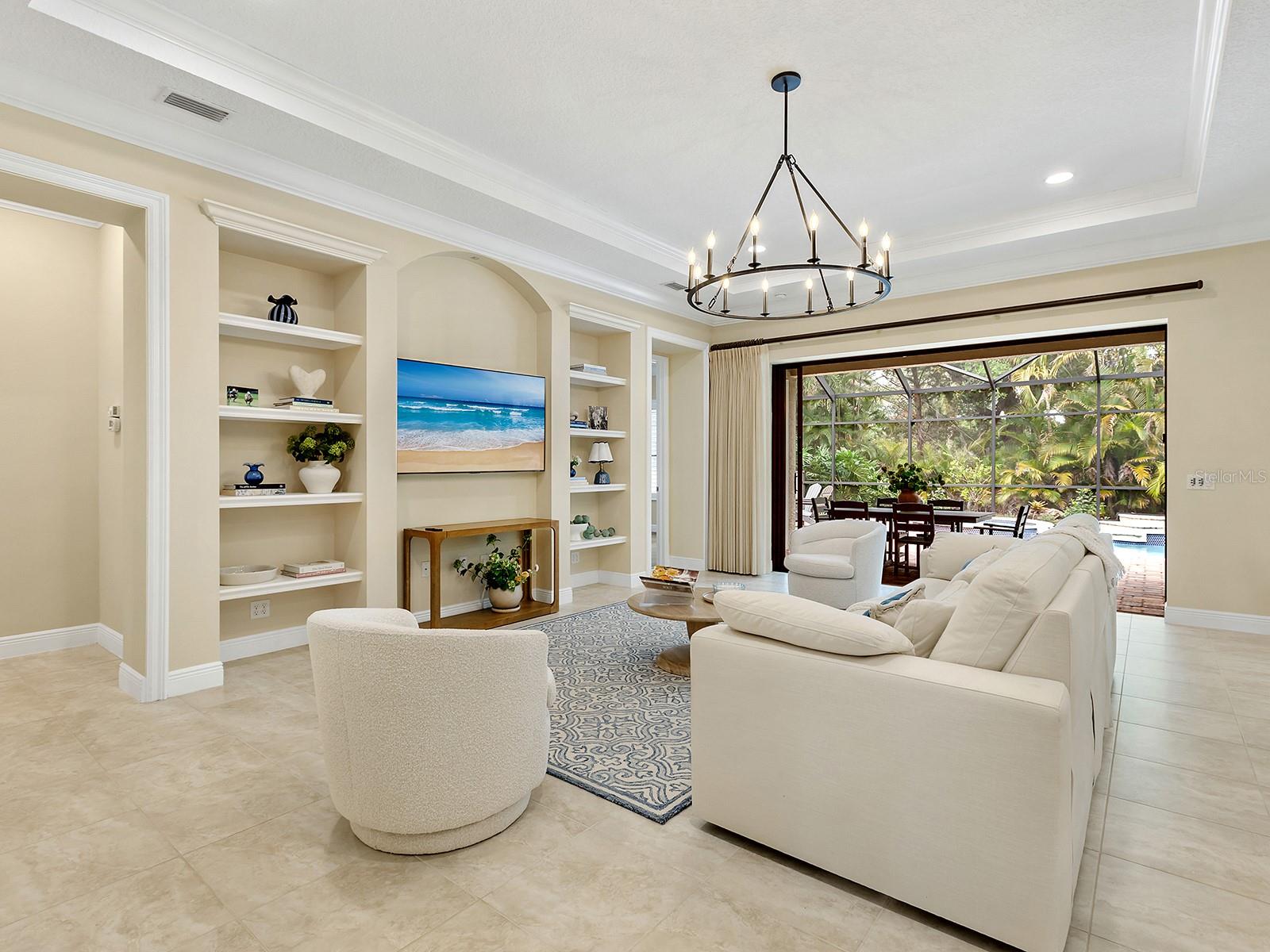 7210 Lake Forest Gln Property Photo 13