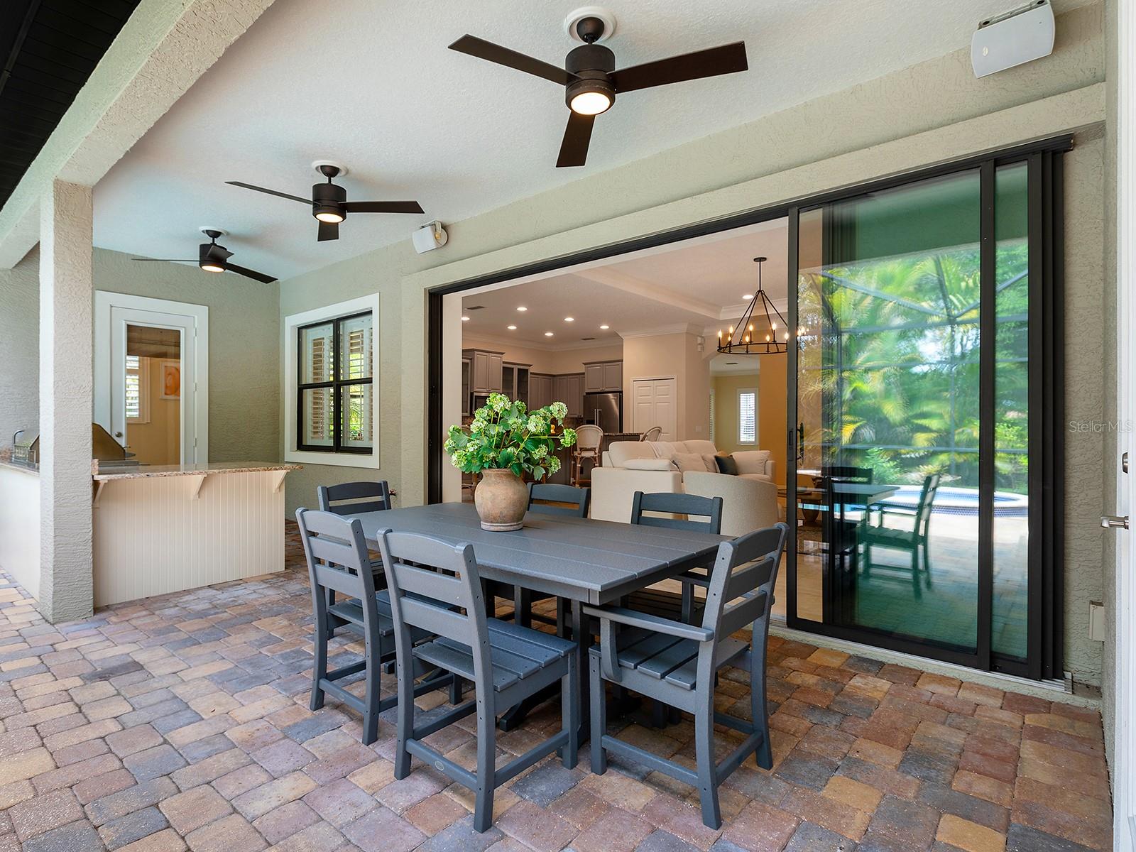 7210 Lake Forest Gln Property Photo 37