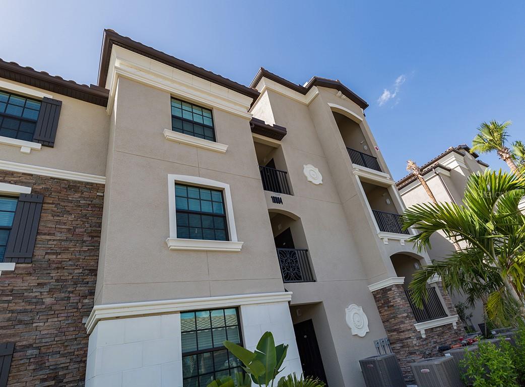 16904 VARDON TER #202 Property Photo 1