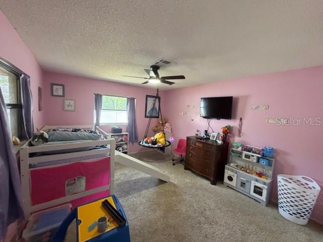1381 Eagle St Property Photo 17