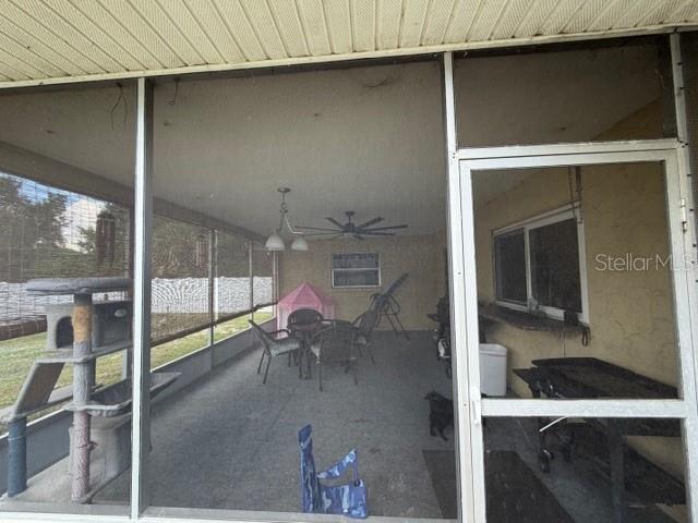1381 Eagle St Property Photo 21