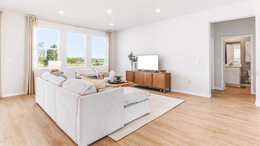 17123 James Trl Property Photo 7