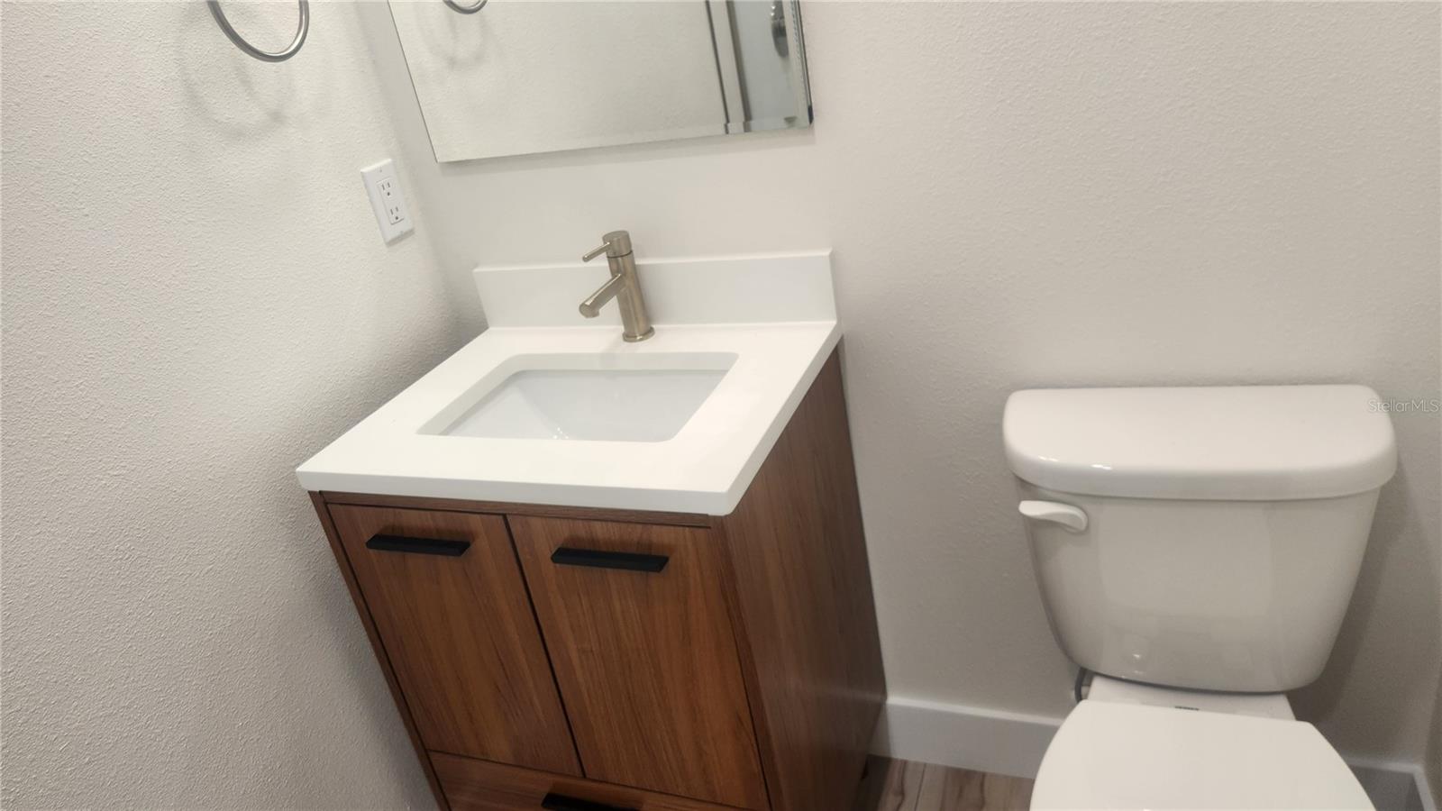 2117 5th St #front House Property Photo 18
