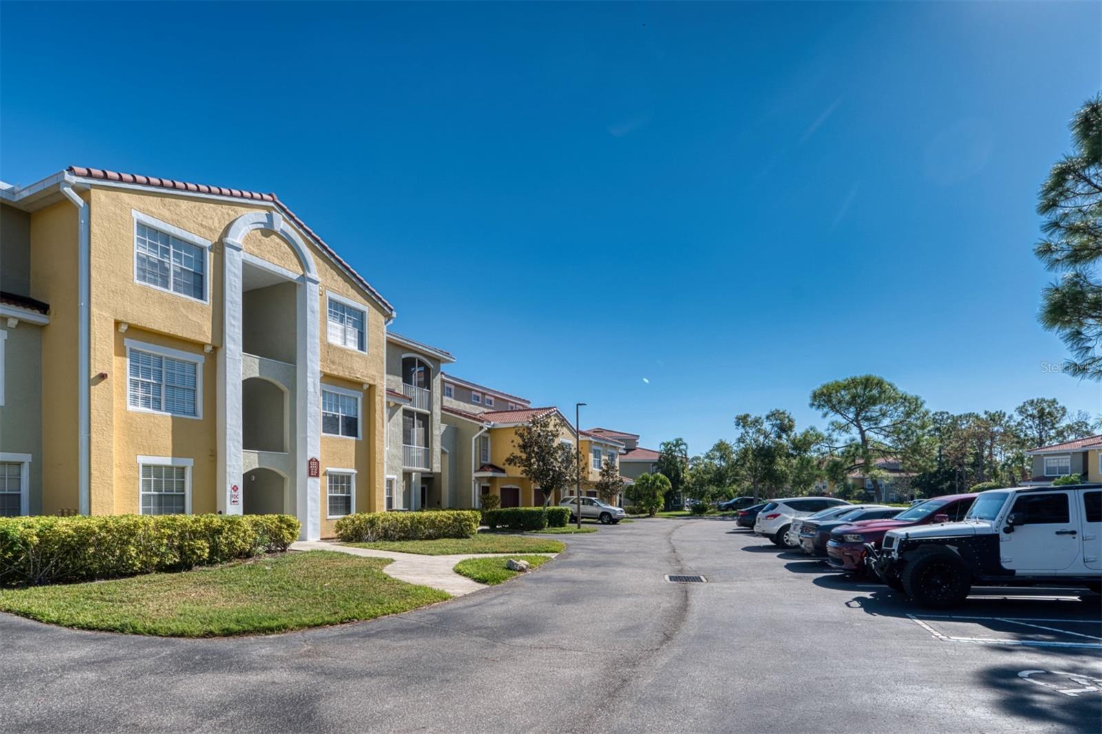 5551 Bentgrass Dr #11-303 Property Photo 2