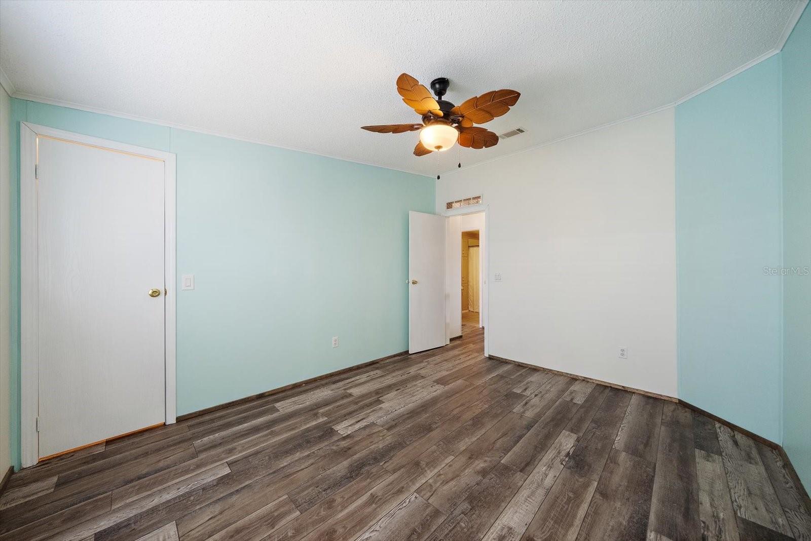 8102 Marie Ln Property Photo 5