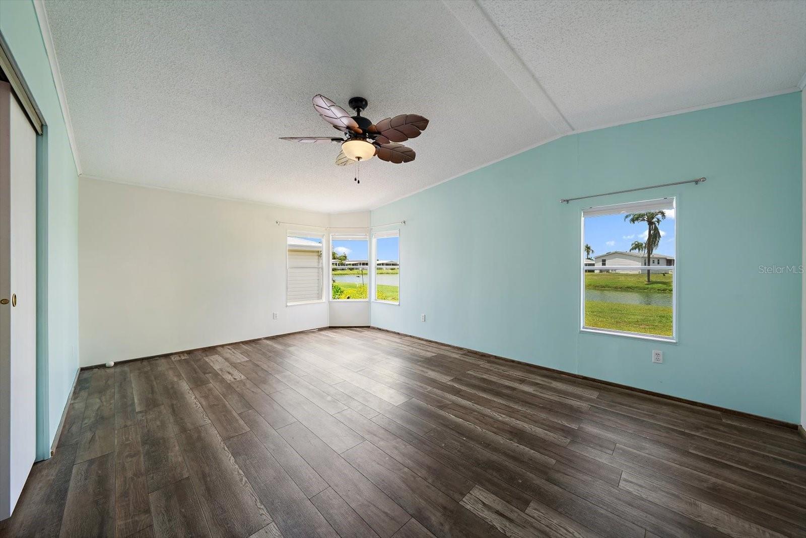 8102 Marie Ln Property Photo 7