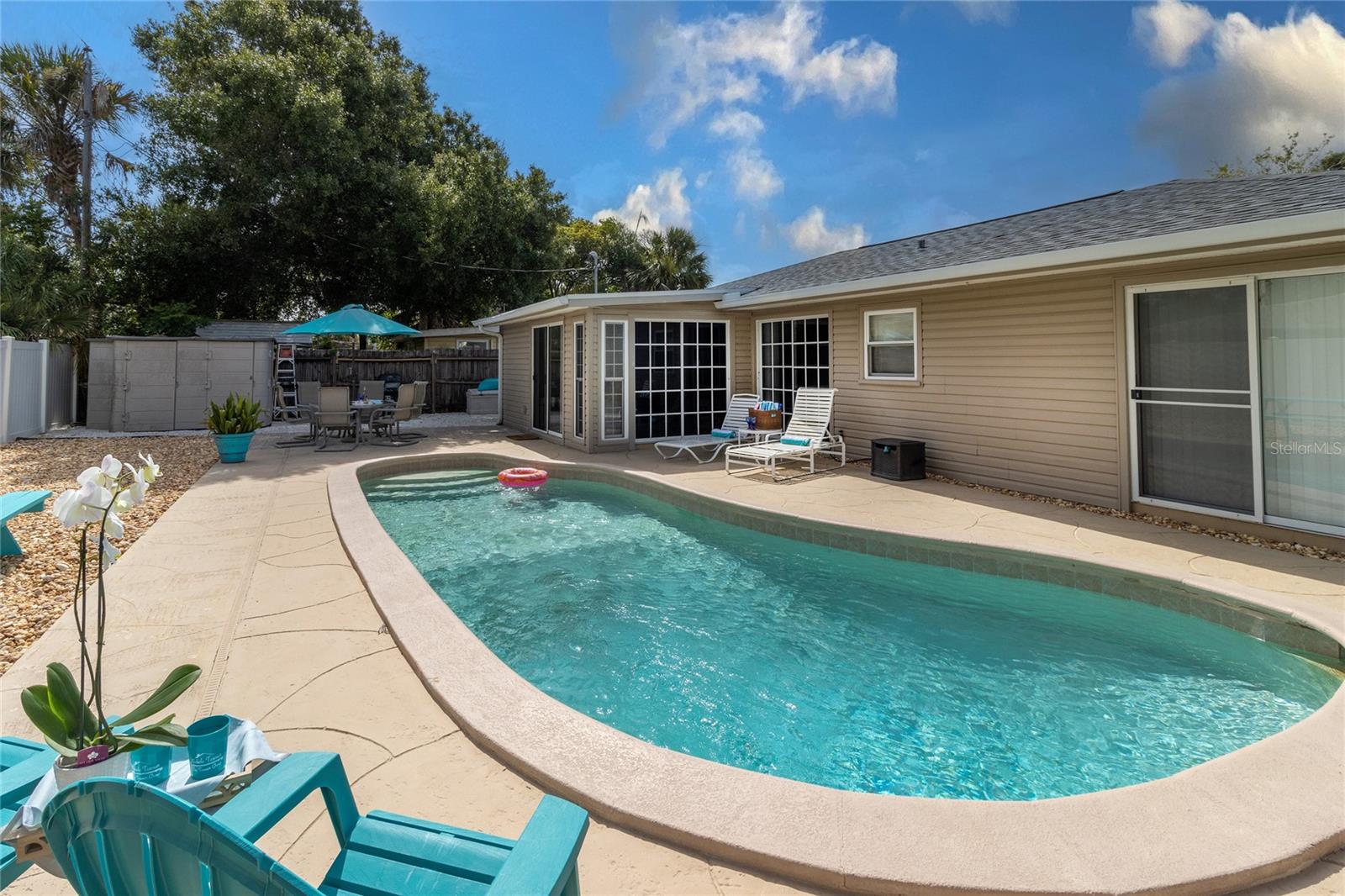 A4693885 Property Photo 1