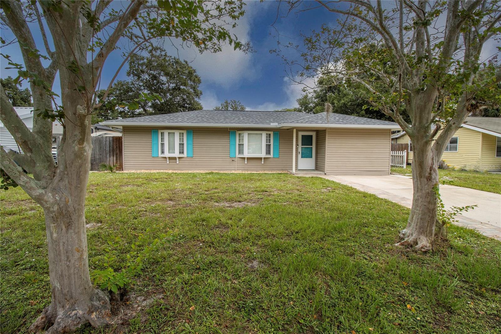 A4693885 Property Photo 2