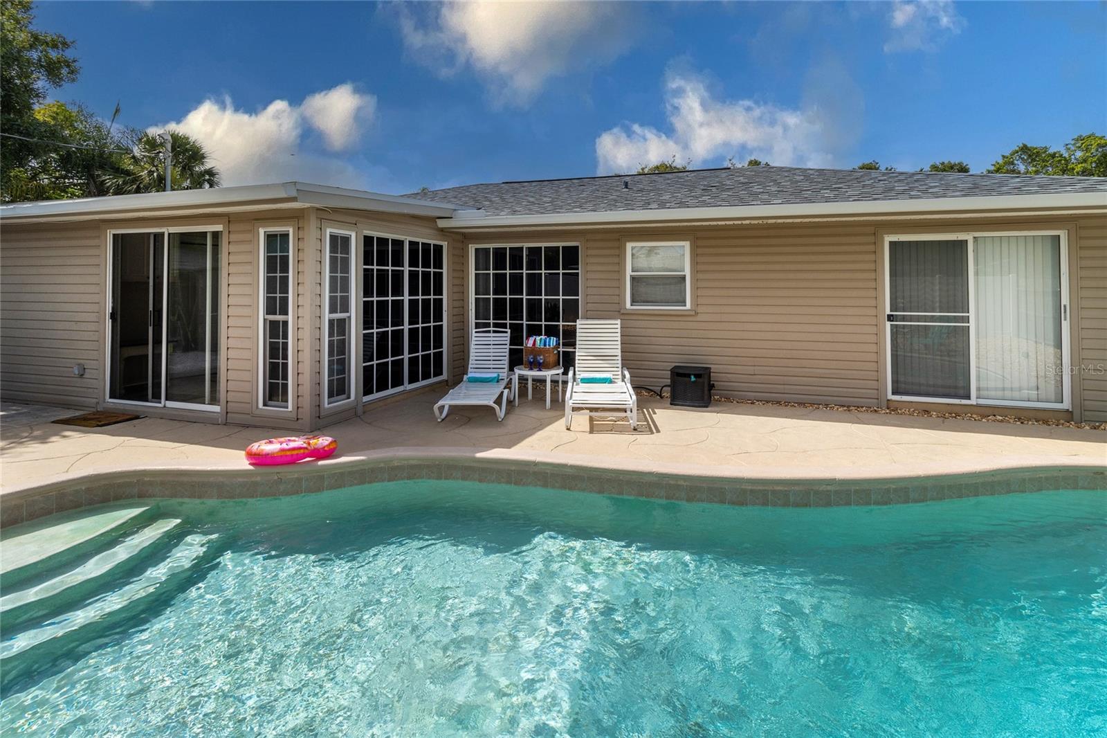 A4693885 Property Photo 4