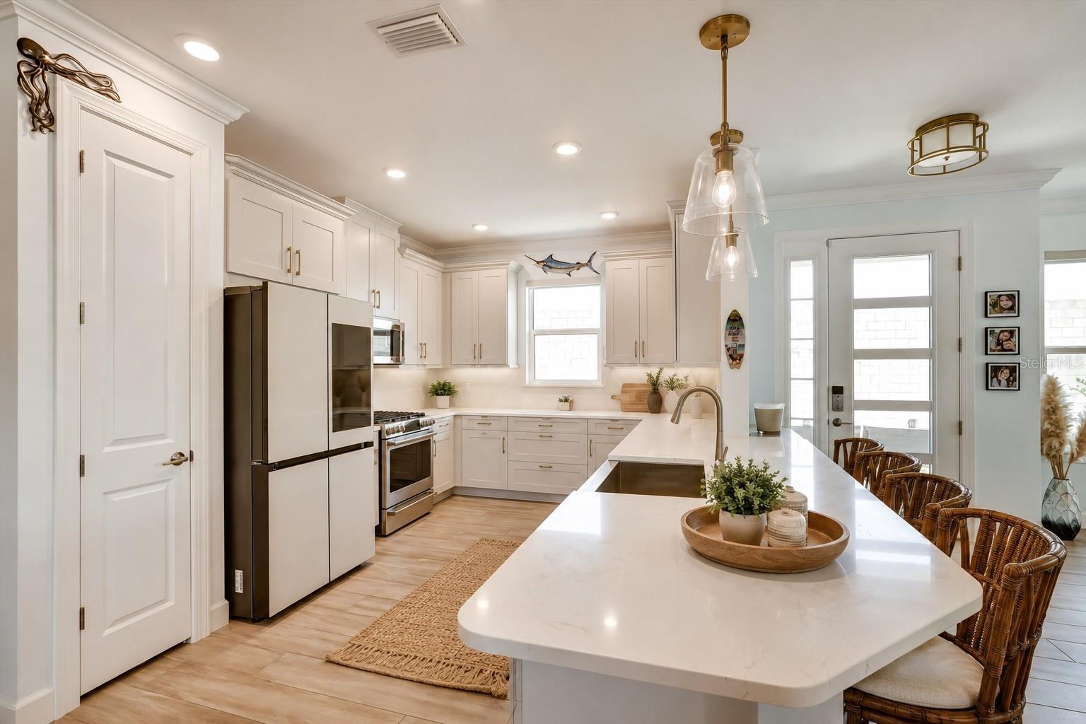 14506 Derna Ter Property Photo 8