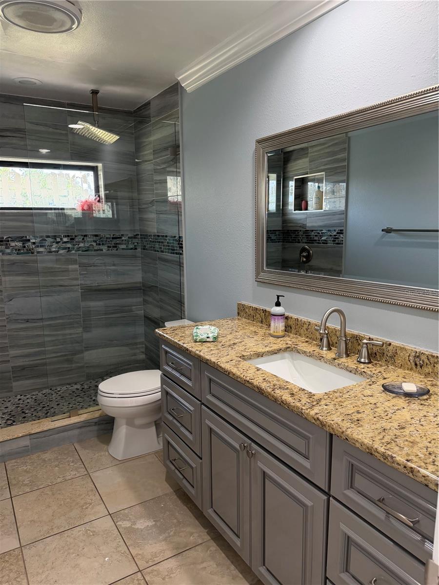 4931 Fallcrest Cir Property Photo 14