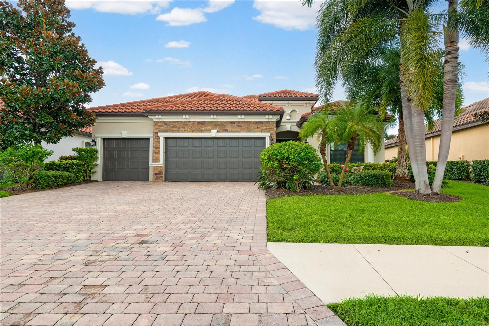 13211 Ramblewood Trl Property Photo 3