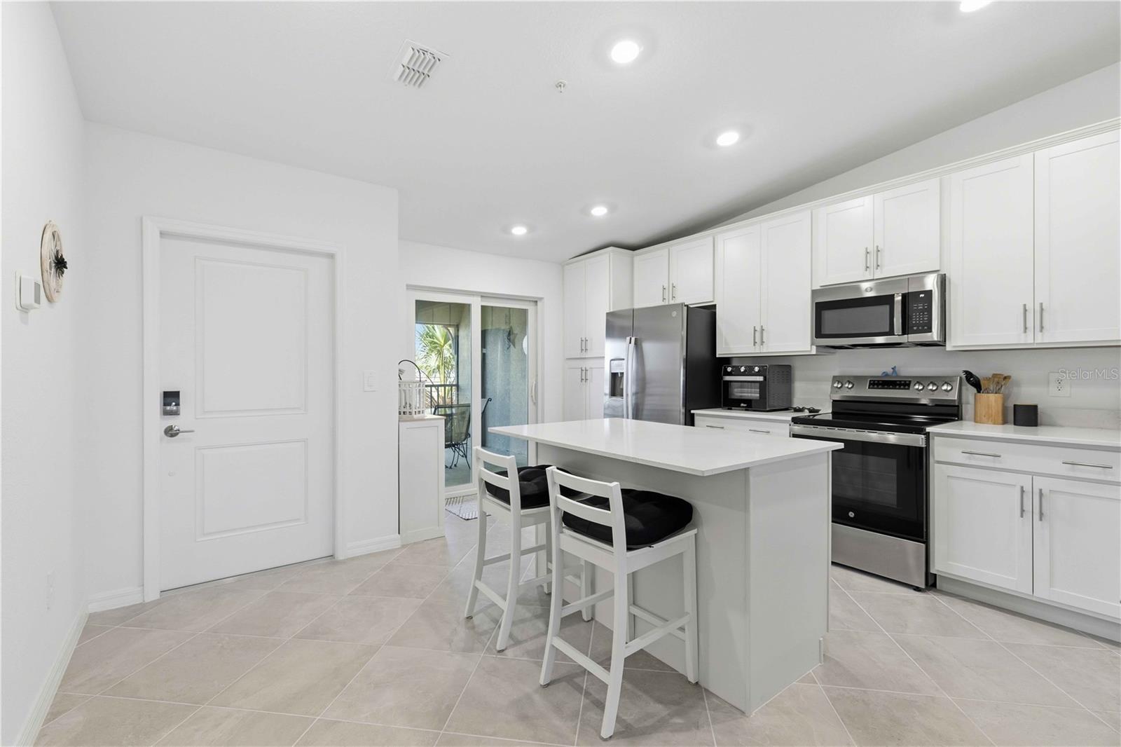 17475 Opal Sand Dr #207 Property Photo 9