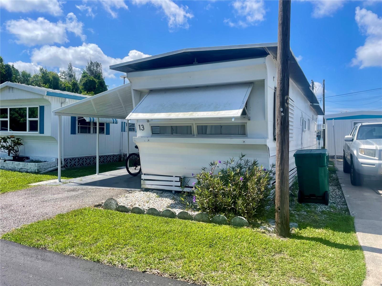 13 Tennessee St Property Photo 1