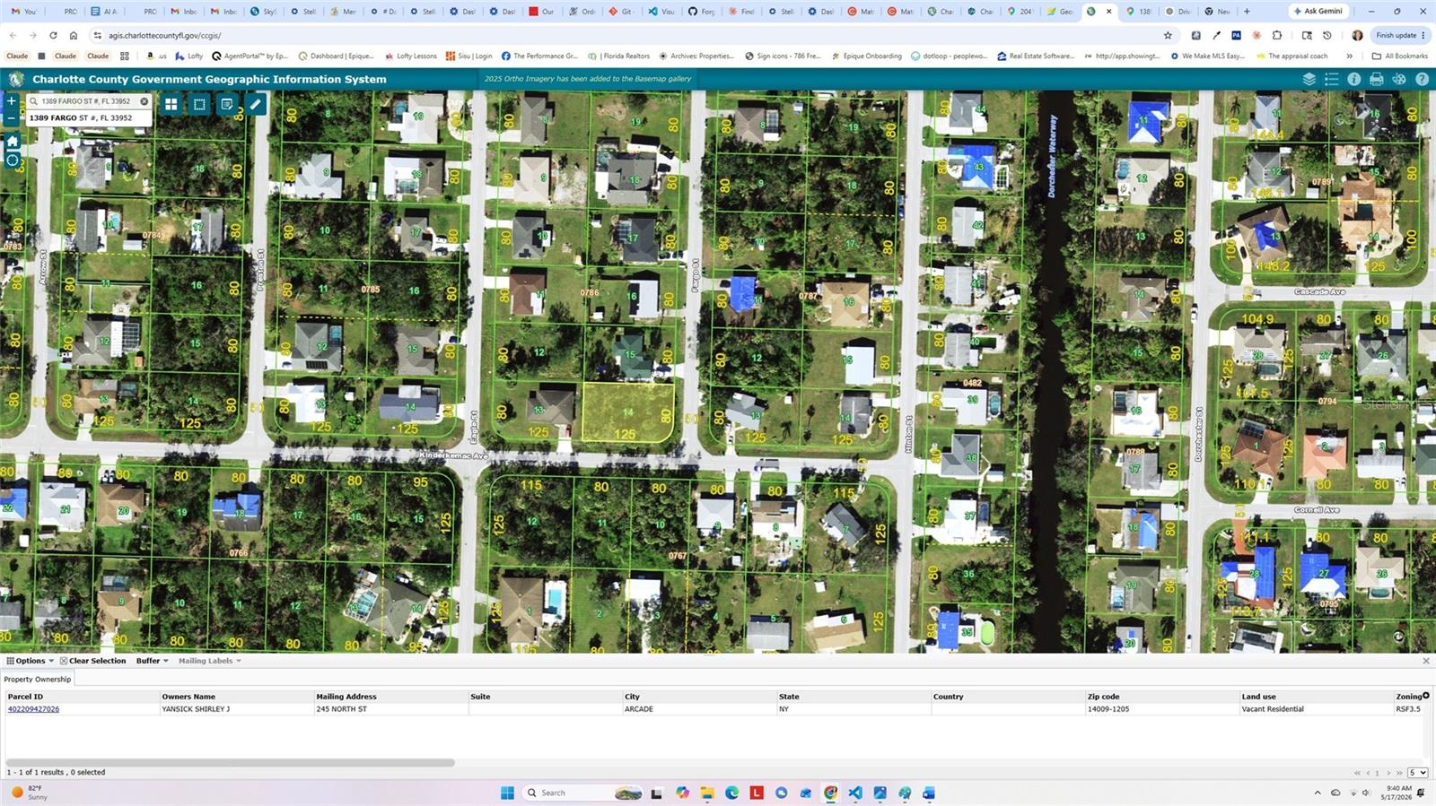 1389 Fargo St Property Photo 1