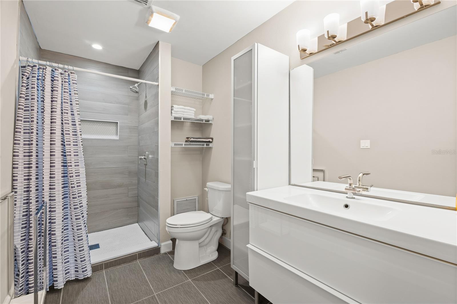 2746 Orchid Oaks Dr #301 Property Photo 16