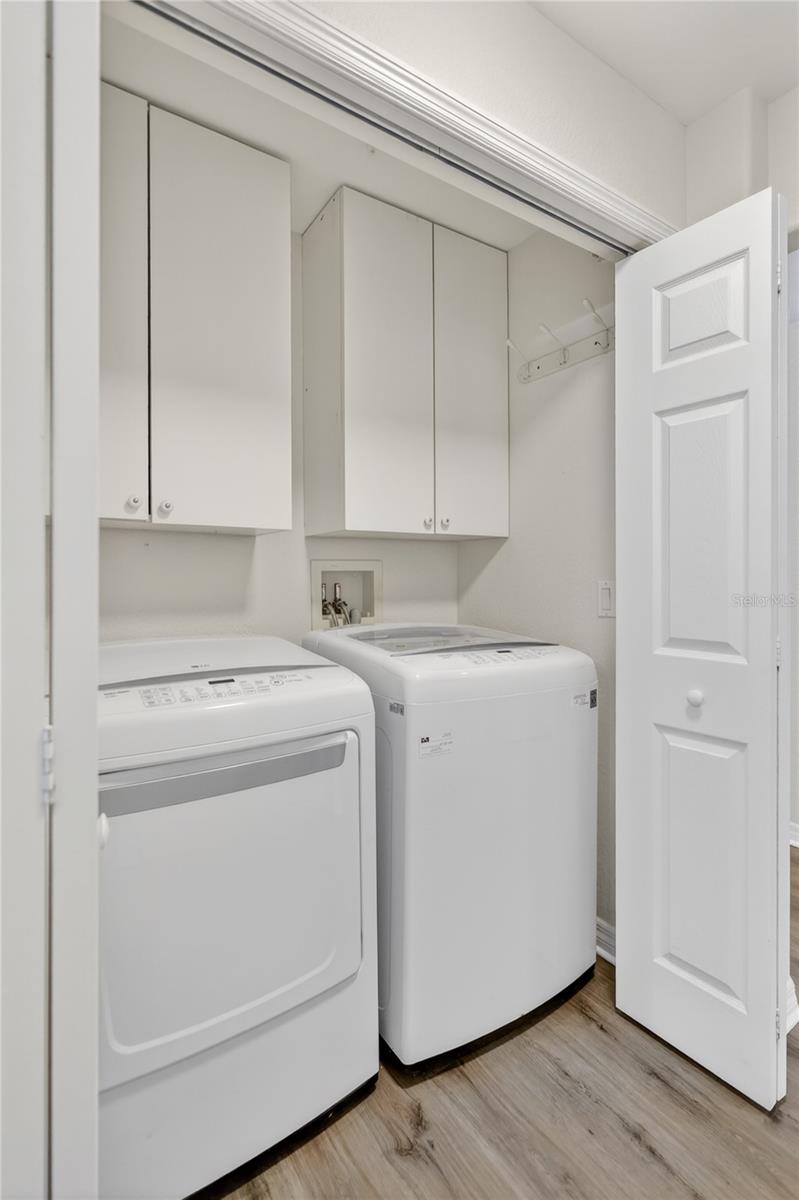 915 Fairwaycove Ln #101 Property Photo 40