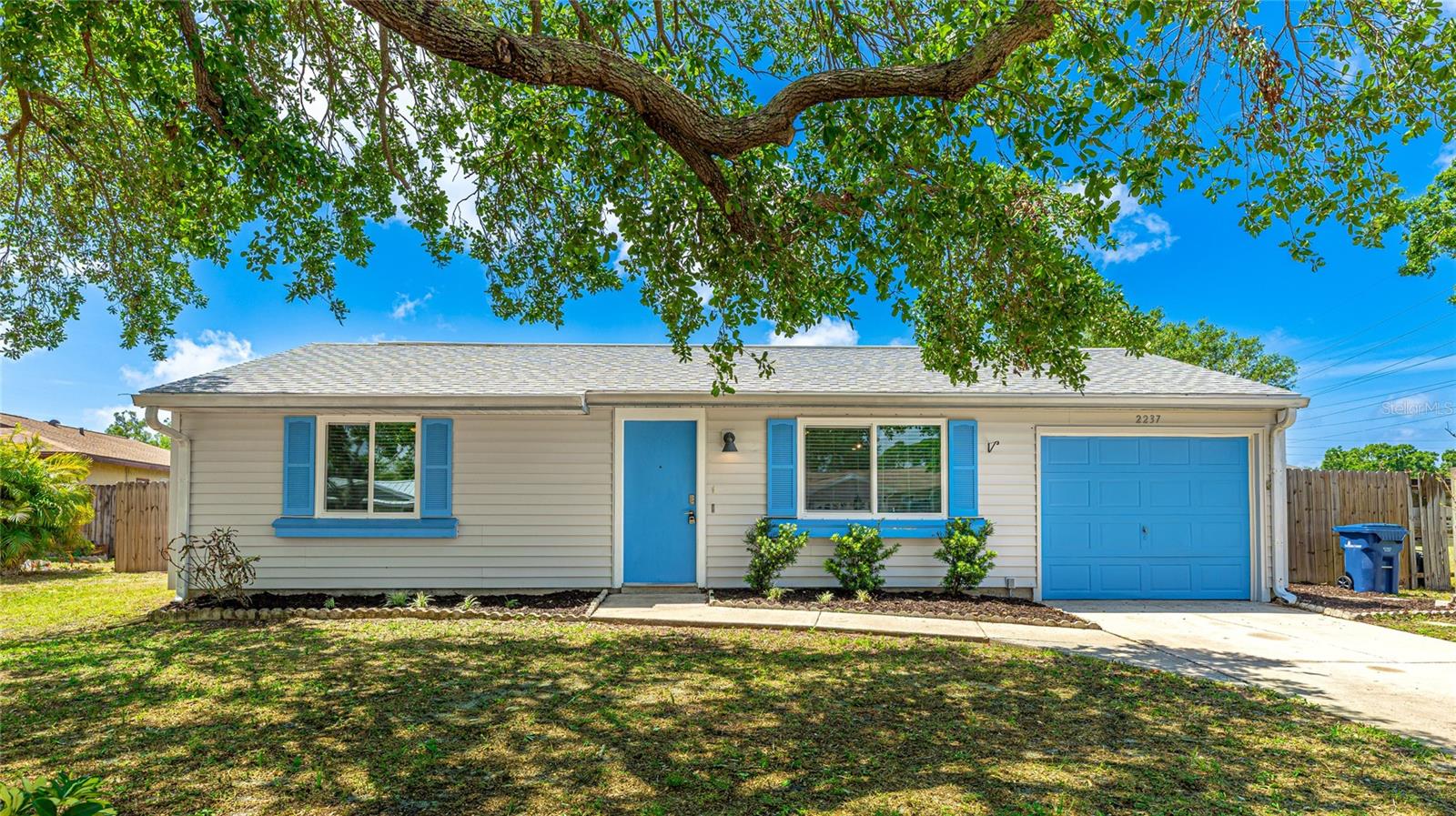2237 Lockwood Meadows Cir Property Photo 1