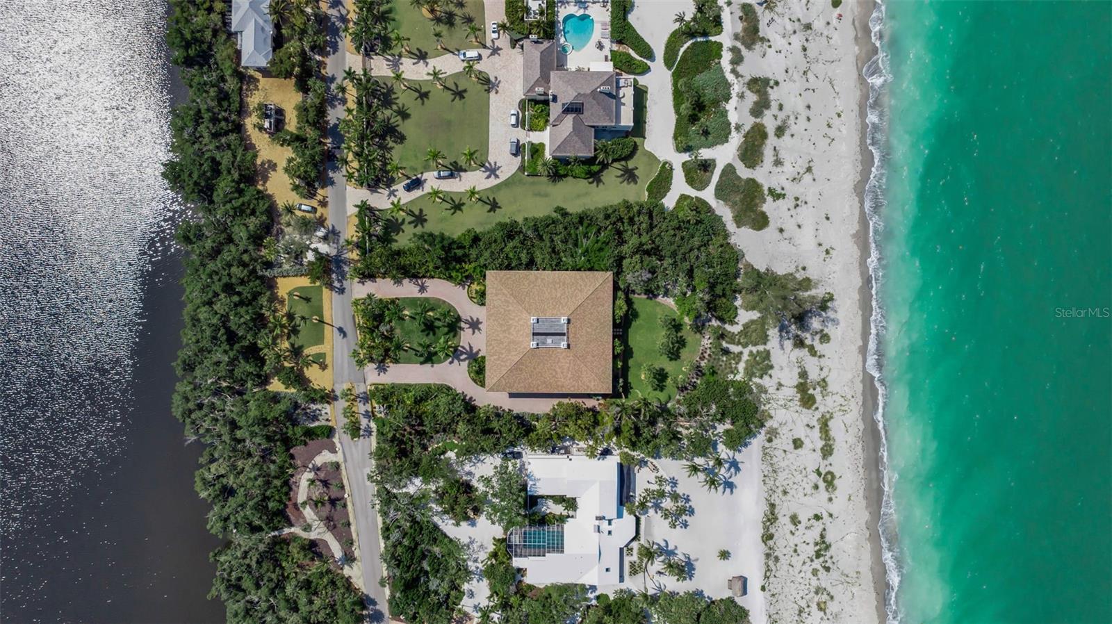 8132 Sanderling Rd Property Photo 19