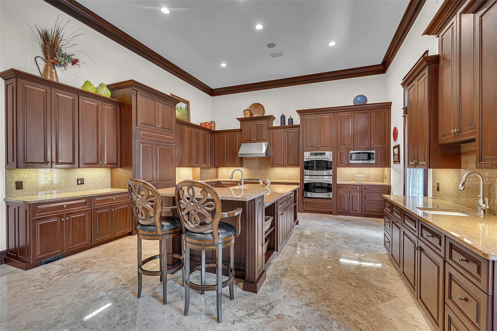 8132 Sanderling Rd Property Photo 38
