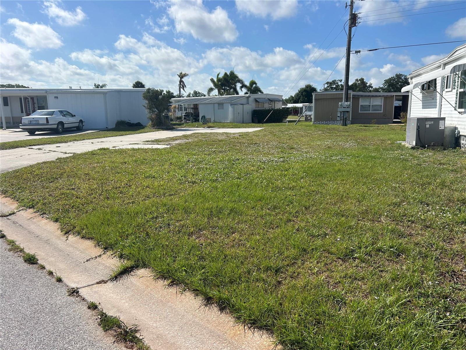 1792 Midlothian St Property Photo 1
