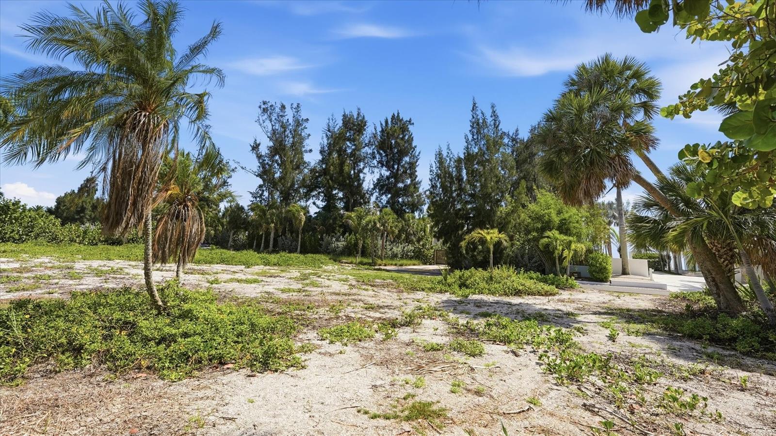 7723 Sanderling Rd Property Photo 14