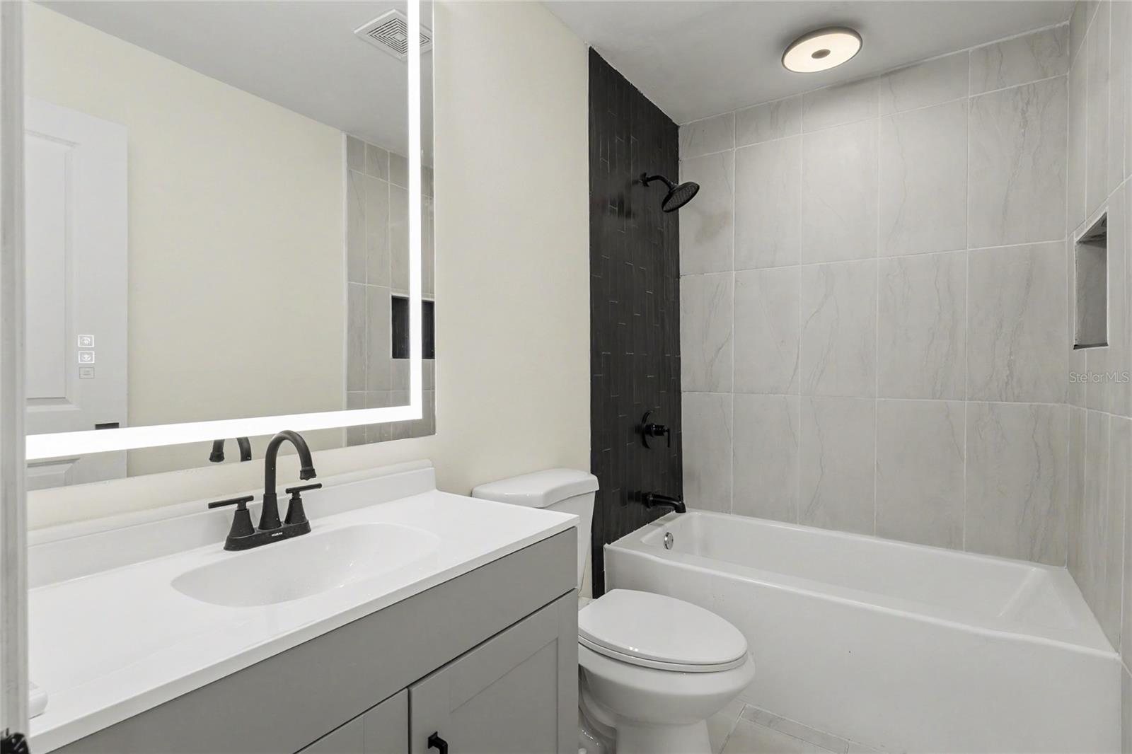 601 136th Ct E Property Photo 24