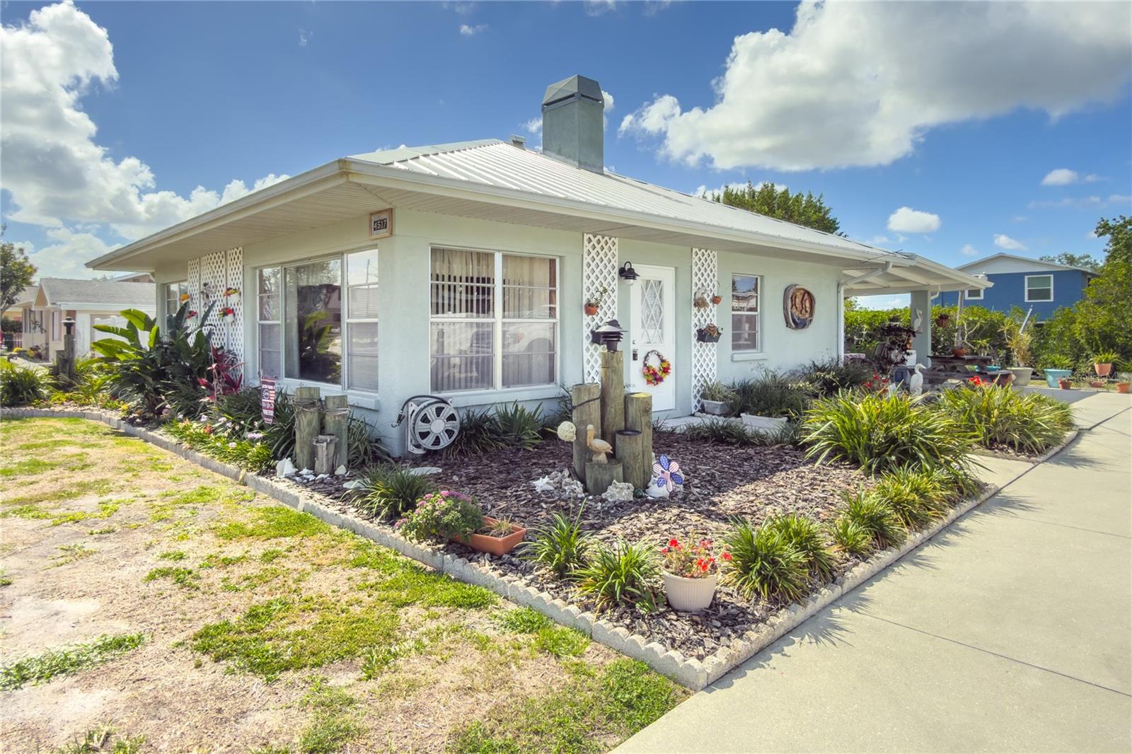 4517 8th Street Ct E Property Photo 1