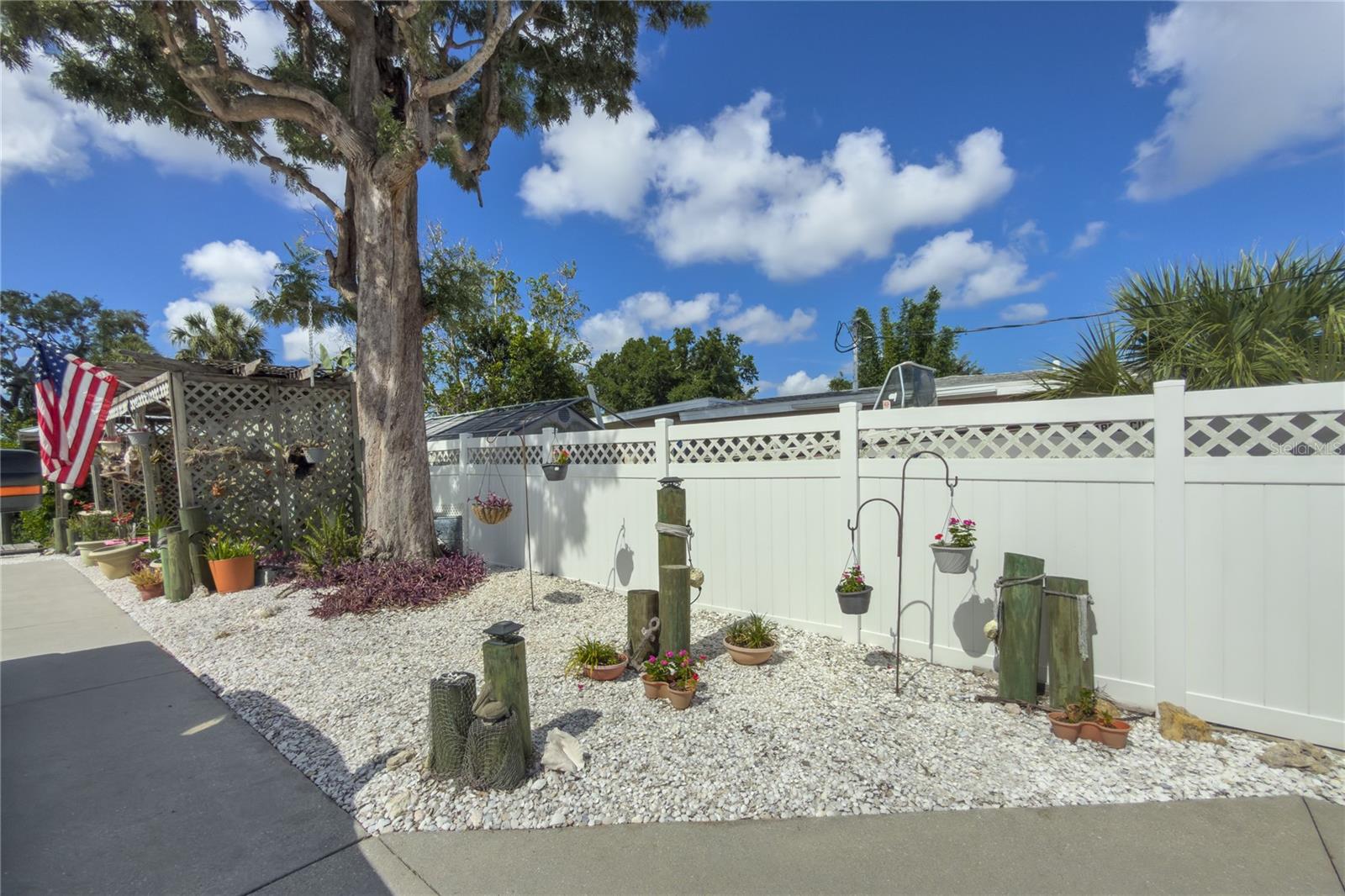 4517 8th Street Ct E Property Photo 5
