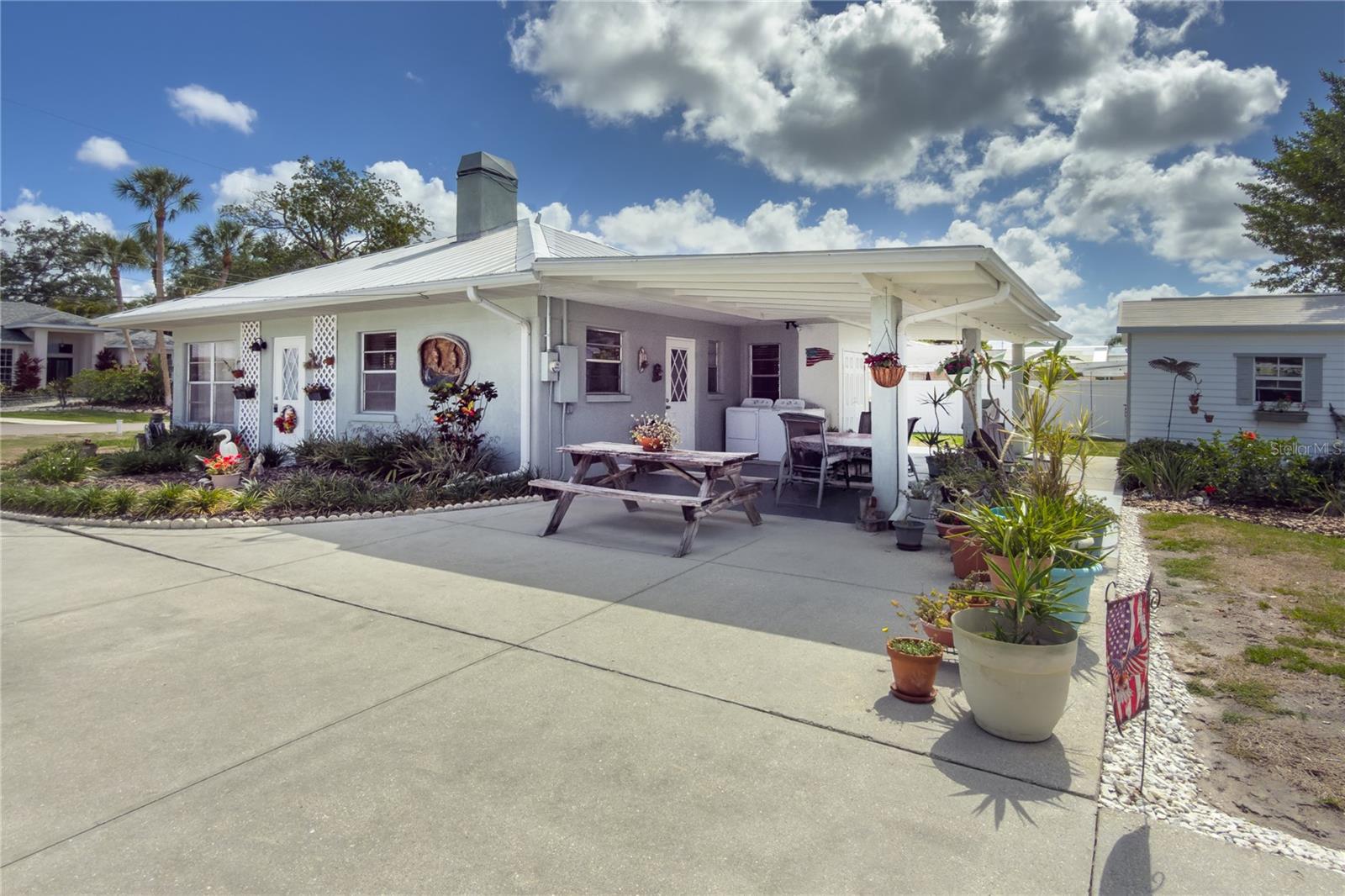 4517 8th Street Ct E Property Photo 8