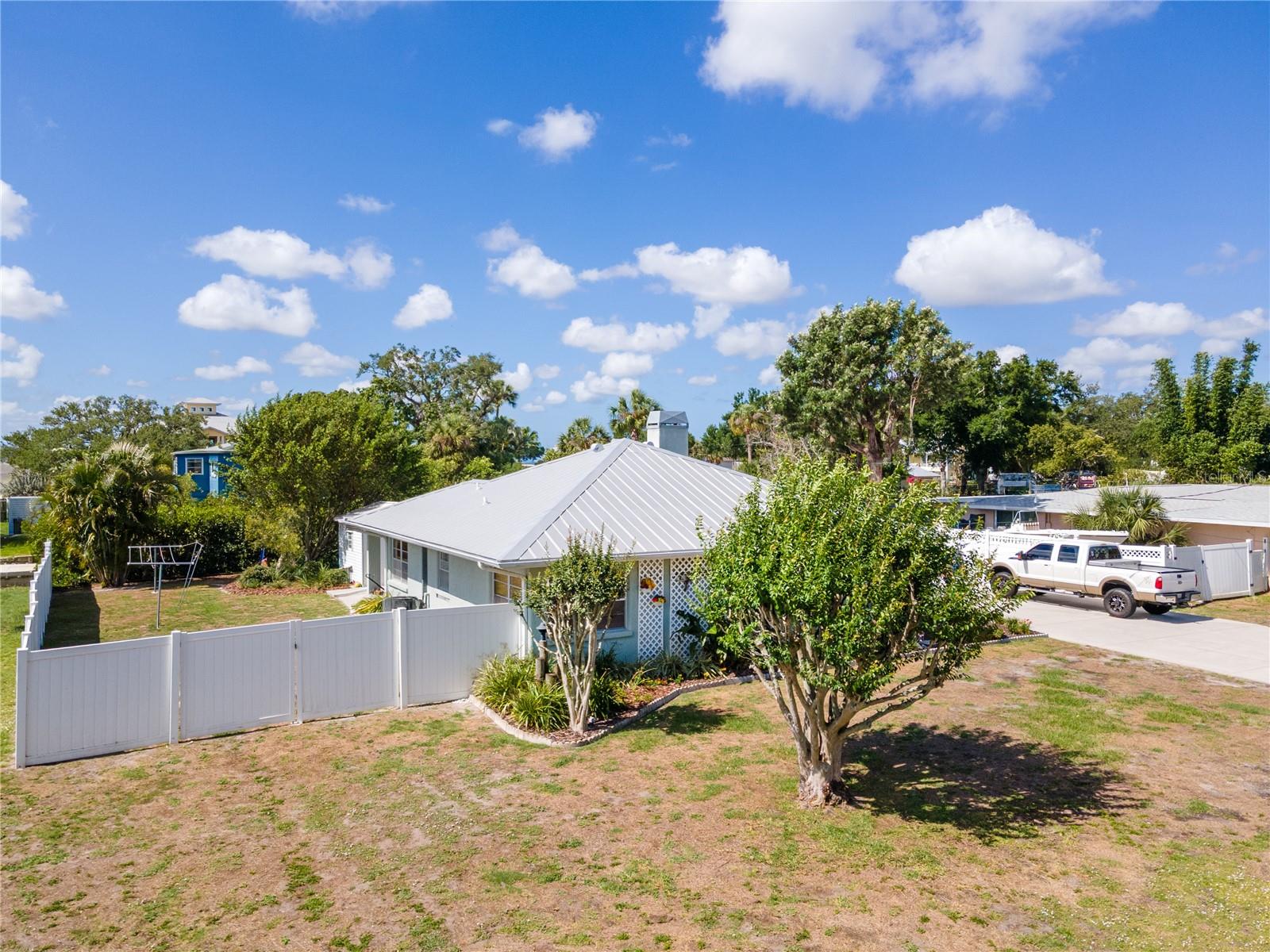 4517 8th Street Ct E Property Photo 11