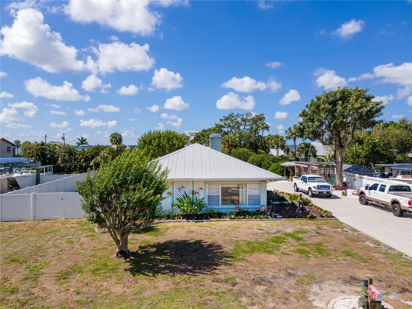 4517 8th Street Ct E Property Photo 12