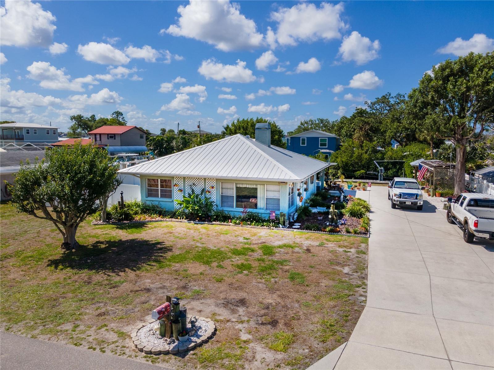 4517 8th Street Ct E Property Photo 13