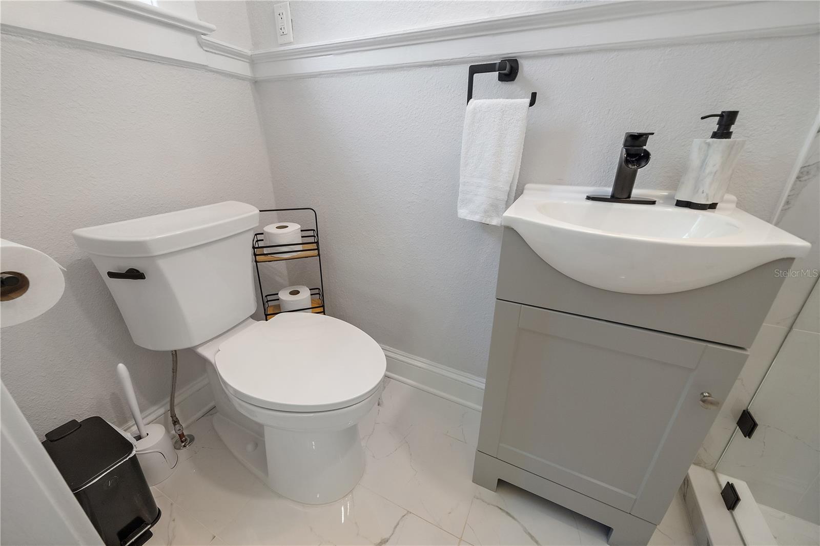 320 Ohio Pl Property Photo 33