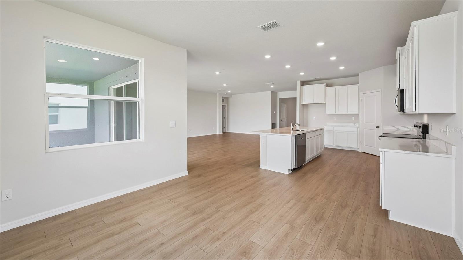 1851 Browning Loop Property Photo 9