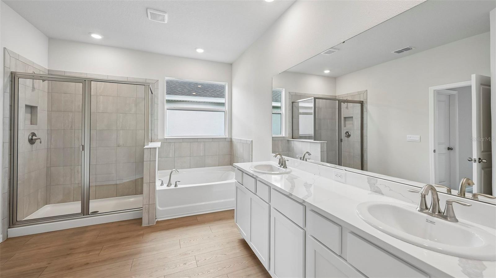 1851 Browning Loop Property Photo 17