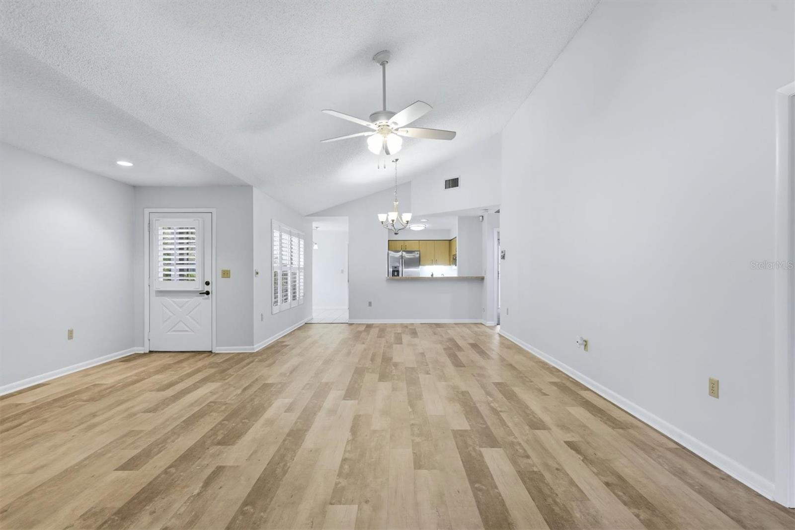 6420 Carrington Cir #35 Property Photo 6