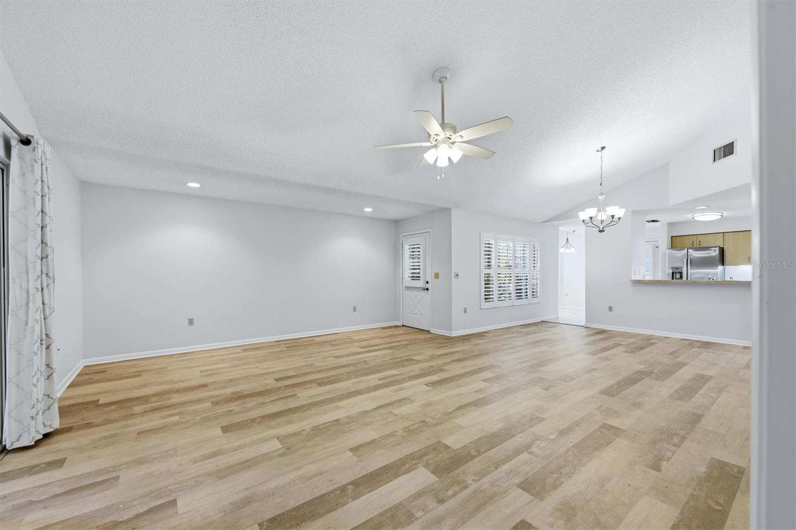 6420 Carrington Cir #35 Property Photo 7
