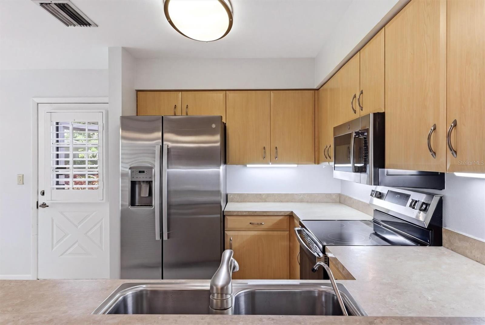 6420 Carrington Cir #35 Property Photo 14