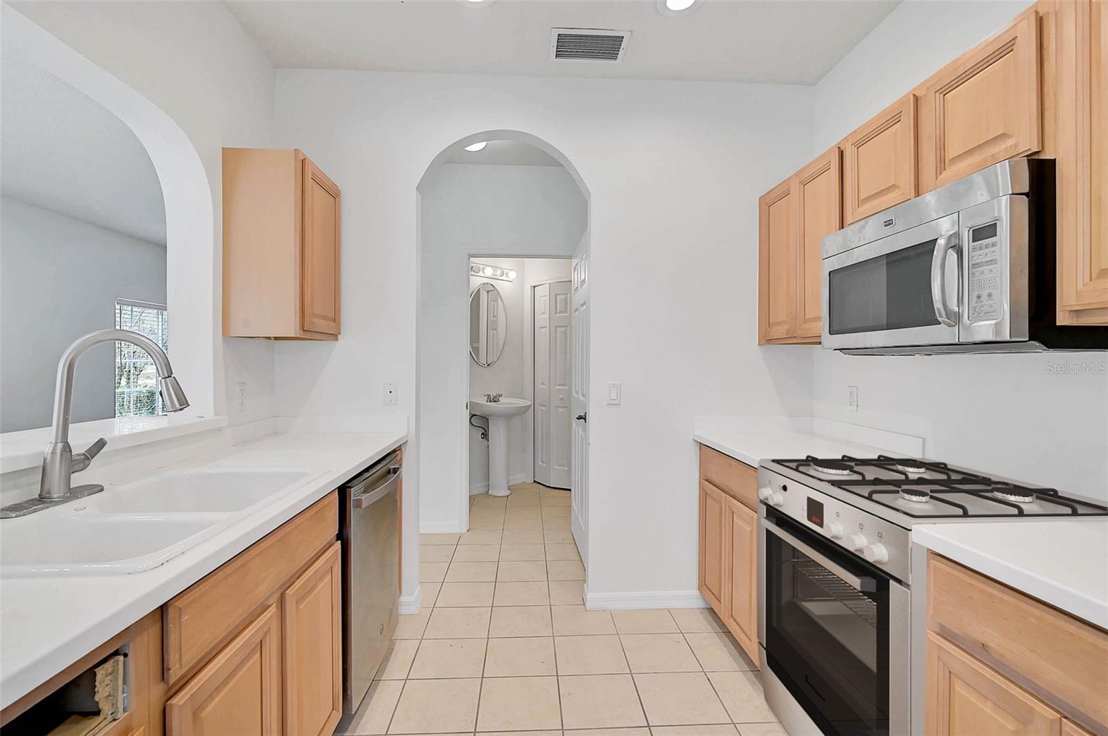 208 Cape Harbour Loop #108 Property Photo 5