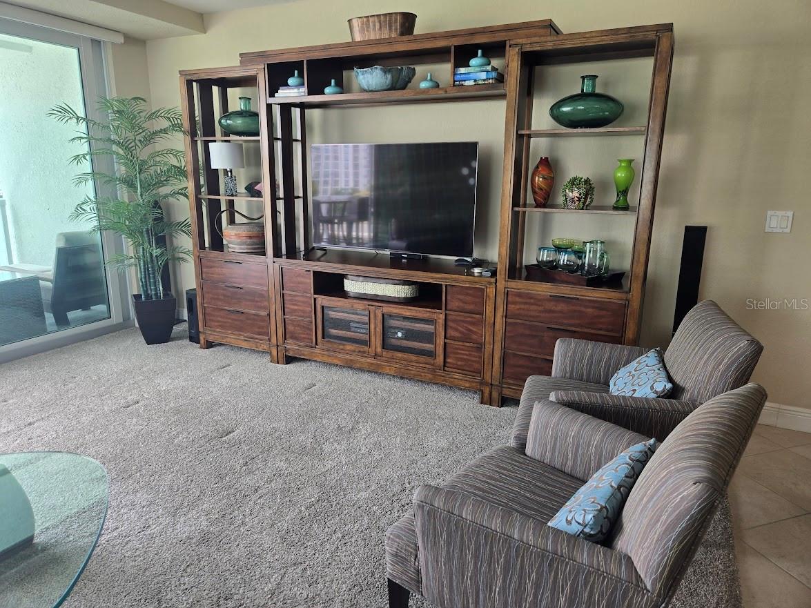 650 Golden Gate Pt #301 Property Photo 15