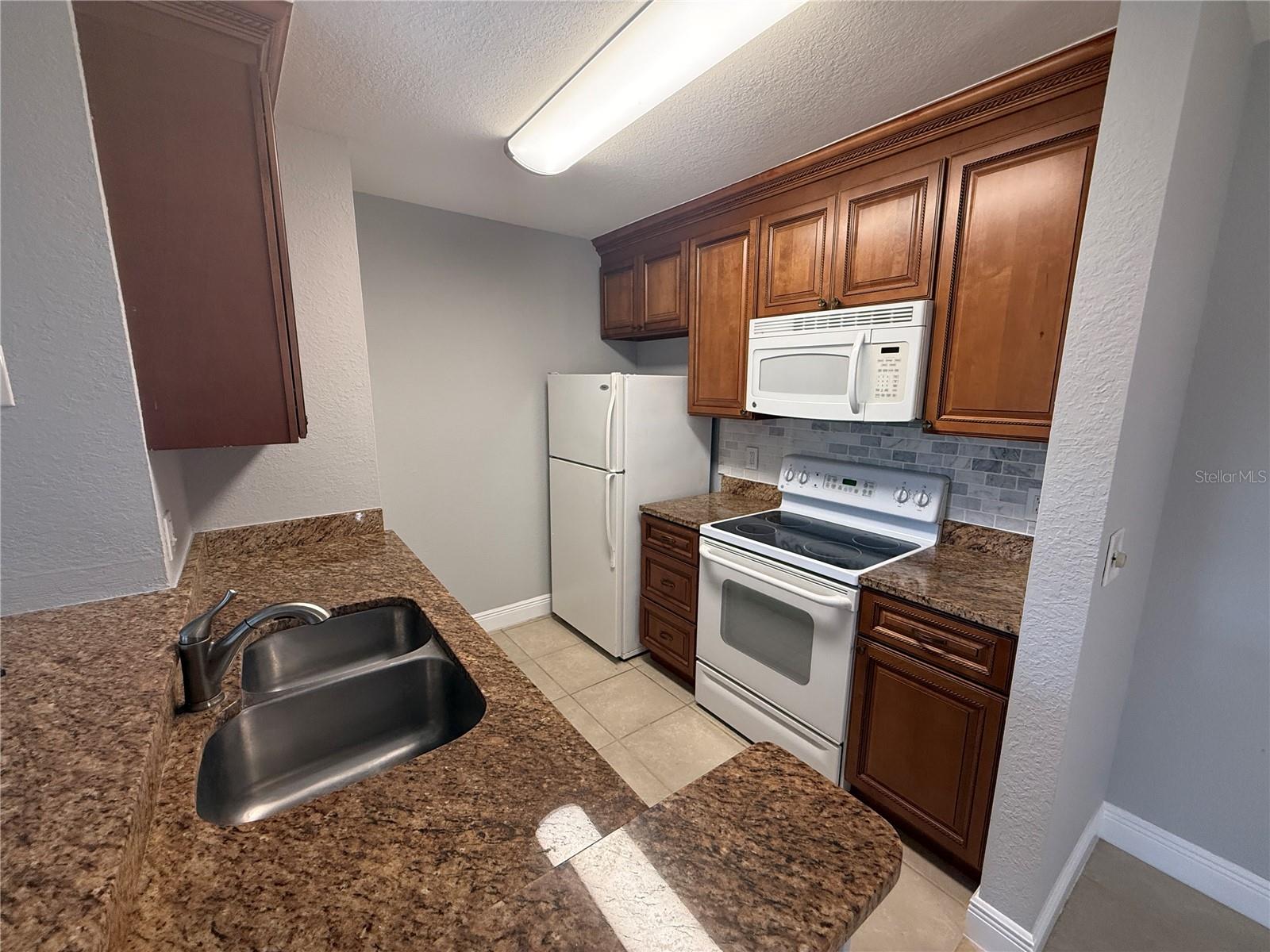 8932 Manor Loop #205 Property Photo 14