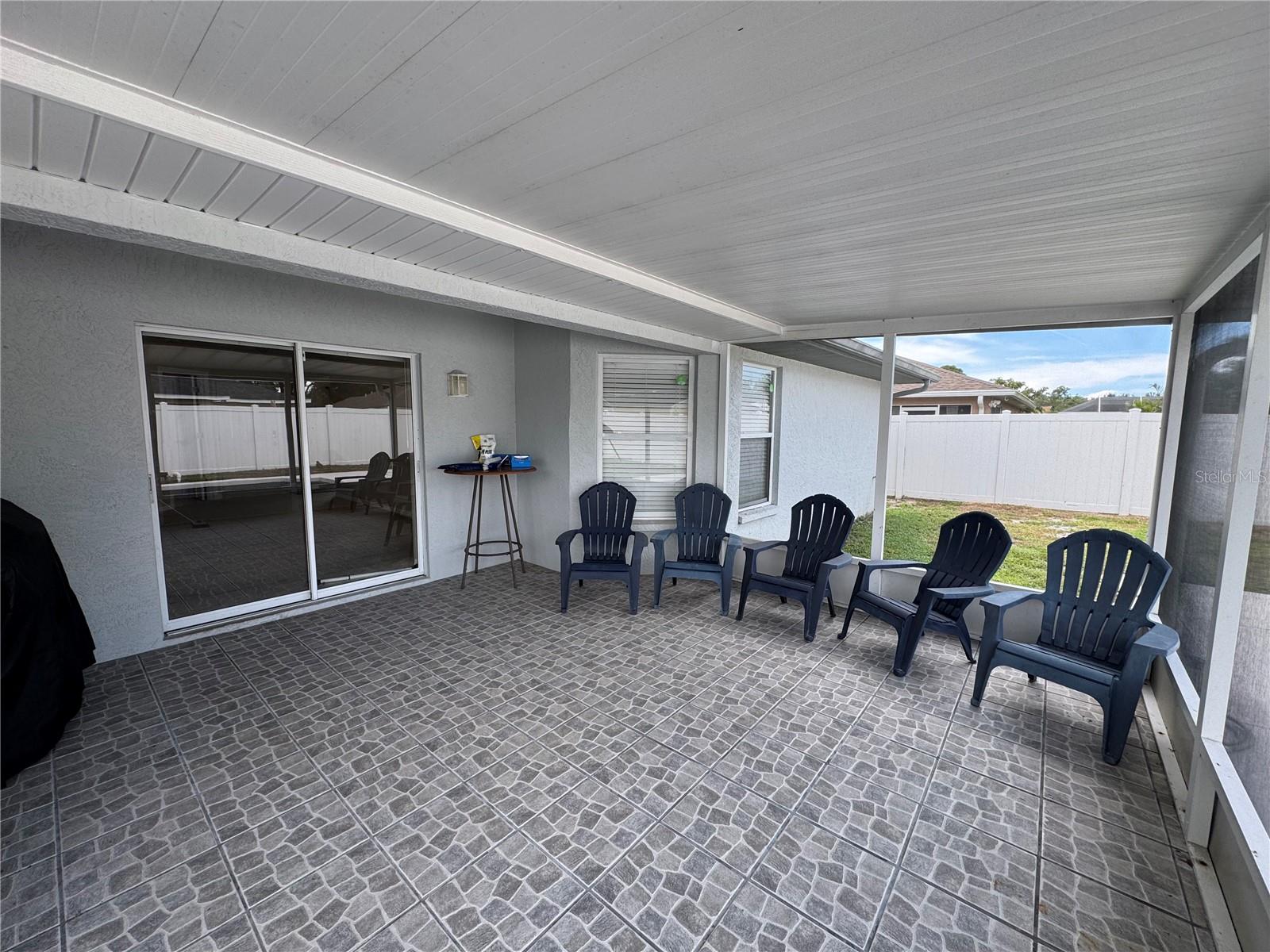 2802 93rd Ct E Property Photo 5