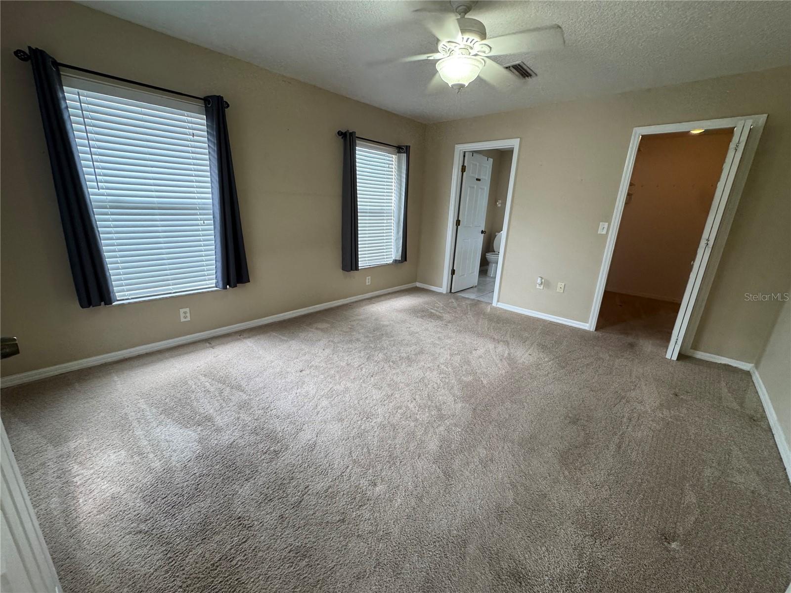 2802 93rd Ct E Property Photo 9