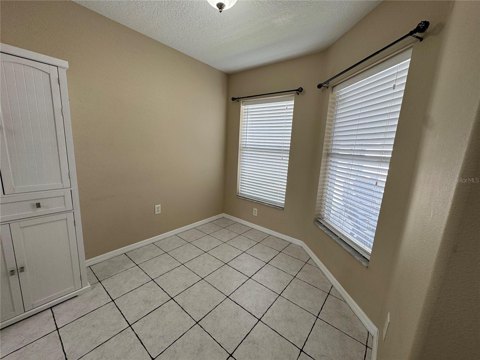 2802 93rd Ct E Property Photo 17