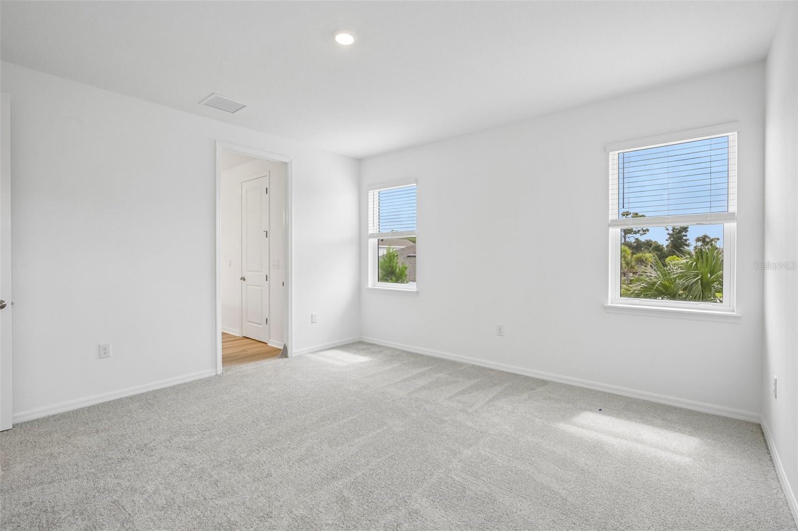 7012 Foxboro Way Property Photo 30