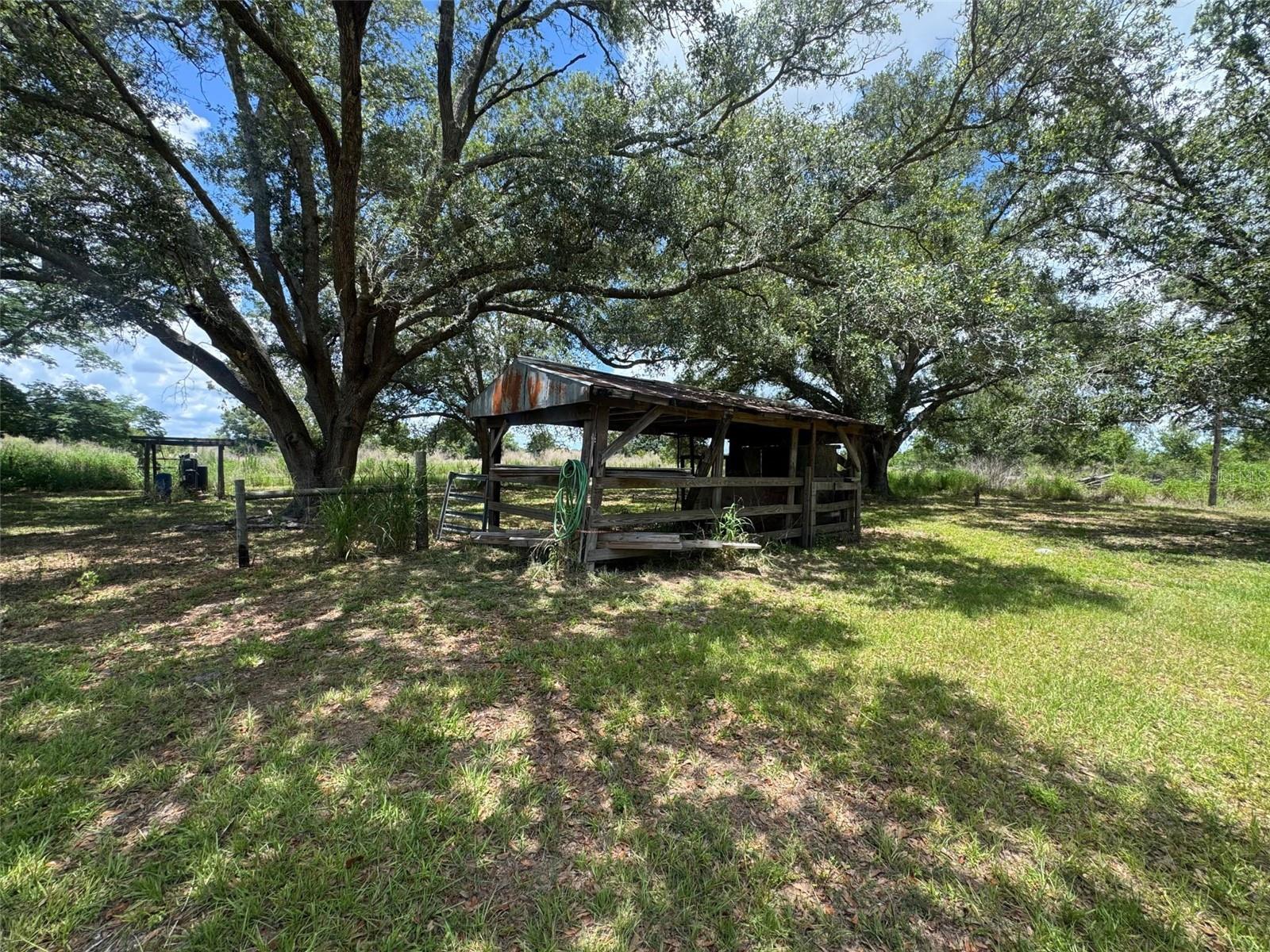 9827 Se Hoth Rd Property Photo 10
