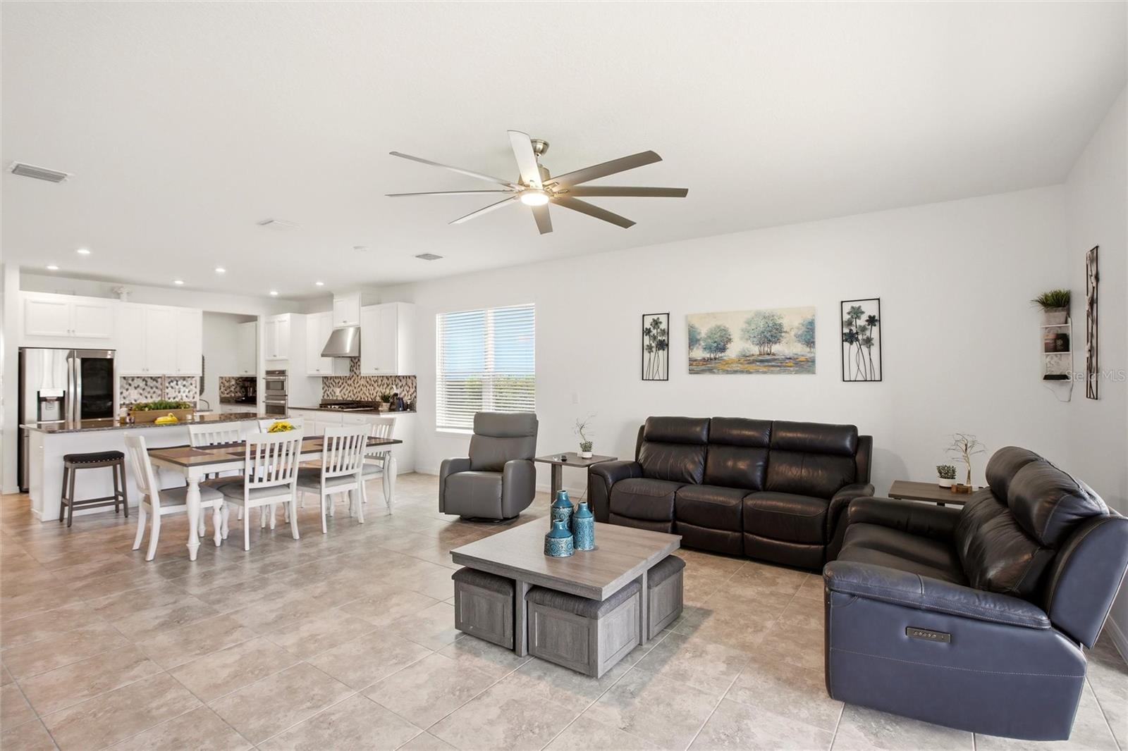5720 Maidenstone Way Property Photo 4