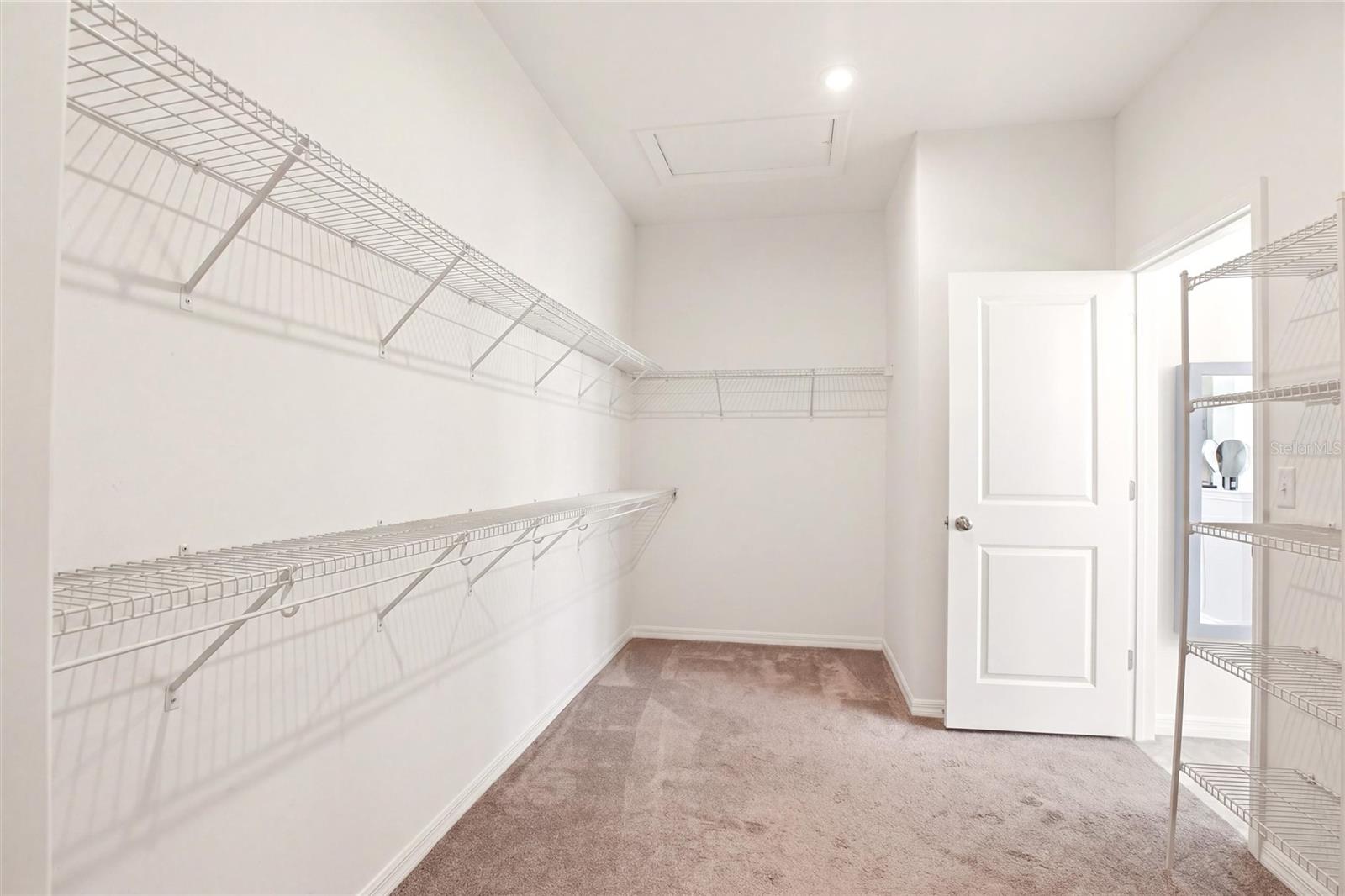 5720 Maidenstone Way Property Photo 15